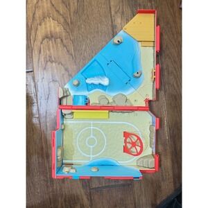 Pokemon Carry Case Playset Battle Arena Red Blue Pokeball Case For parts only